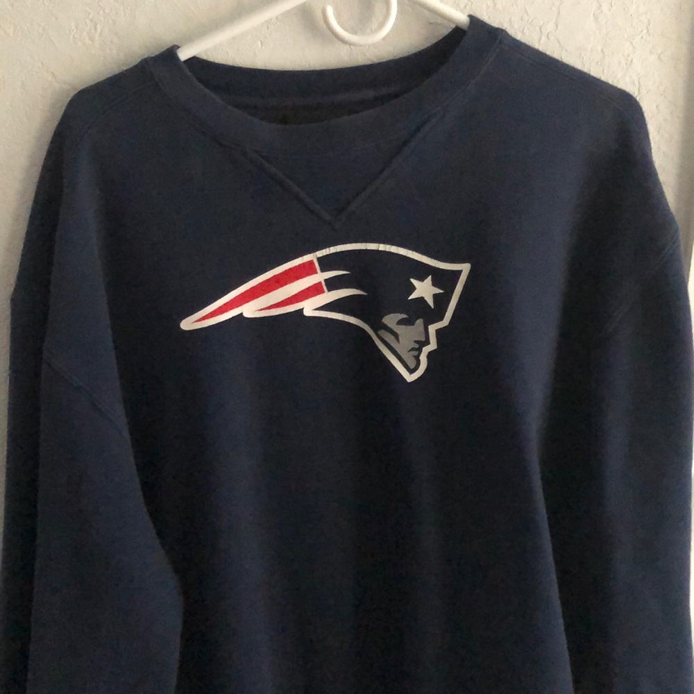 LG Patriots Reebok Sweater